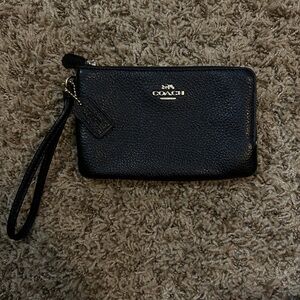 brand new coach wristlet